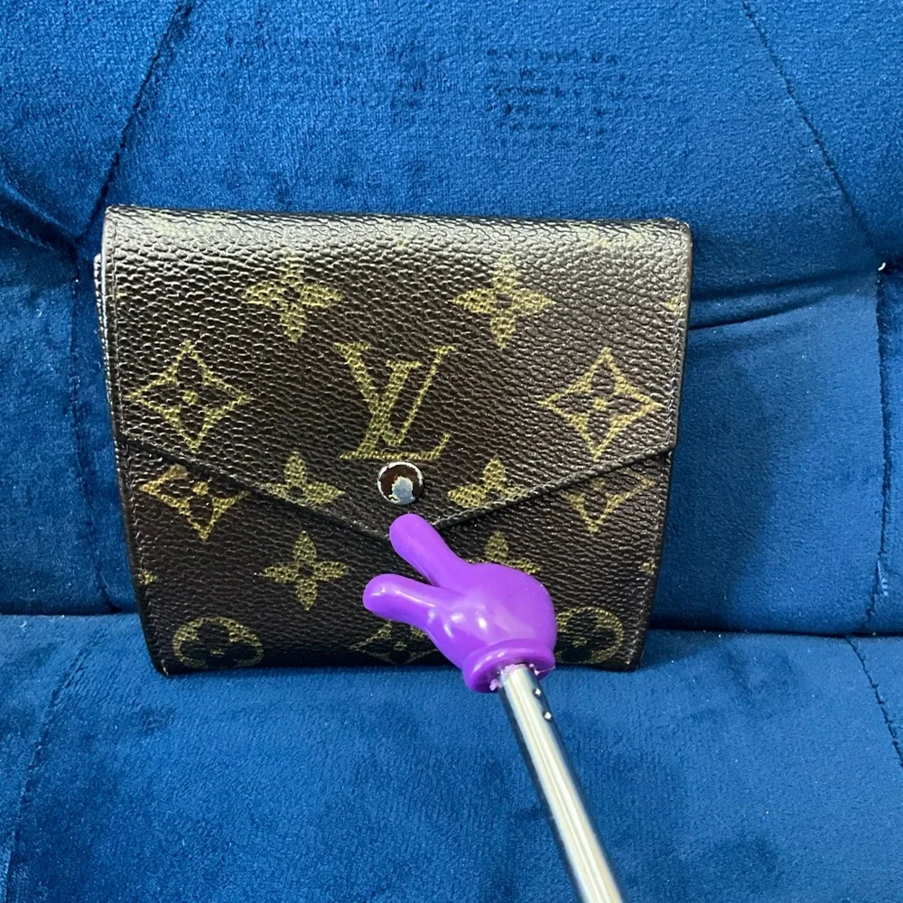 Vintage Louis Vuitton LV Monogram Compact Elise Double Sided Snap Wallet